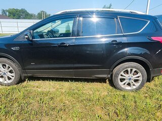 2017 Ford Kuga II Рестайлинг, чёрный, 1350000 рублей, вид 5