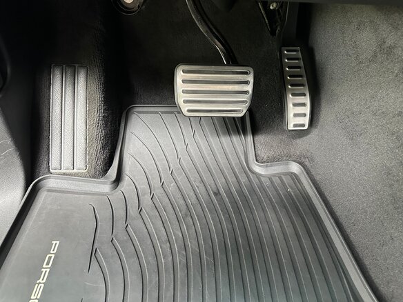 2011 Porsche Cayenne S II (958), чёрный, 2250000 рублей - вид 34