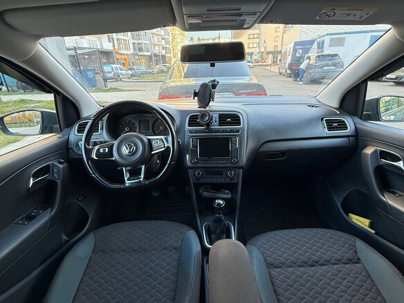 2019 Volkswagen Polo V Рестайлинг, серый, 1220000 рублей - вид 8