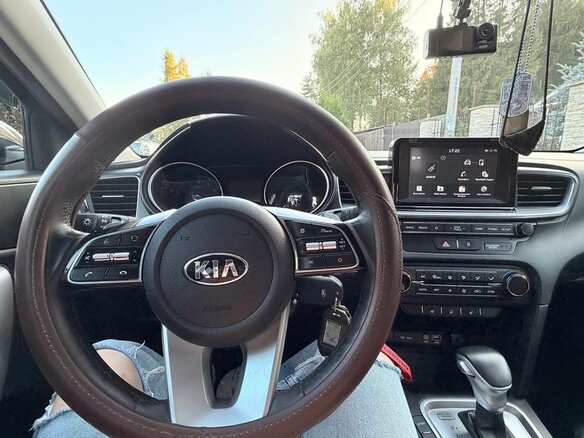2020 Kia Ceed III, коричневый, 2170000 рублей - вид 13