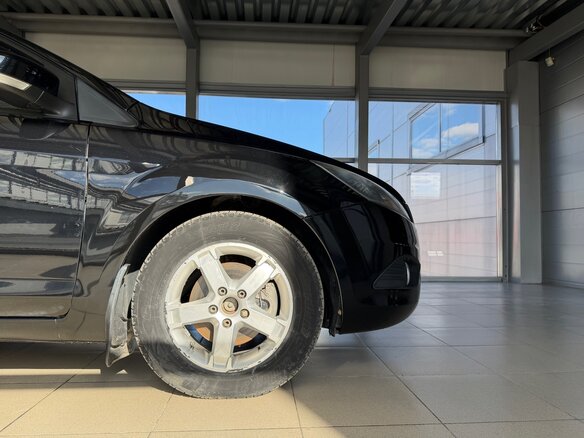 2010 Ford Focus II Рестайлинг, чёрный, 517000 рублей - вид 6