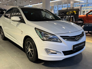 2014 Hyundai Solaris I Рестайлинг, белый, 950000 рублей, вид 3