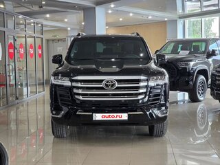 2024 Toyota Land Cruiser 300 Series, чёрный, 12700000 рублей, вид 2
