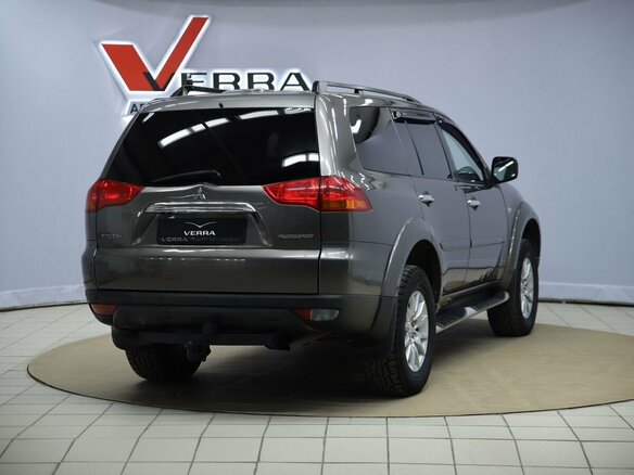 2011 Mitsubishi Pajero Sport II, коричневый - вид 4