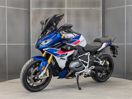 2024 BMW R 1250 RS, белый, 1677000 рублей, вид 4