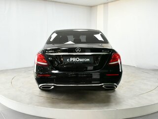 2019 Mercedes-Benz E-Класс 300 V (W213, S213, C238), чёрный, 3295000 рублей, вид 3