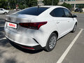 2021 Hyundai Solaris II Рестайлинг, белый - вид 4
