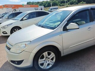 2010 Opel Astra H Рестайлинг, серебристый, 449000 рублей, вид 2