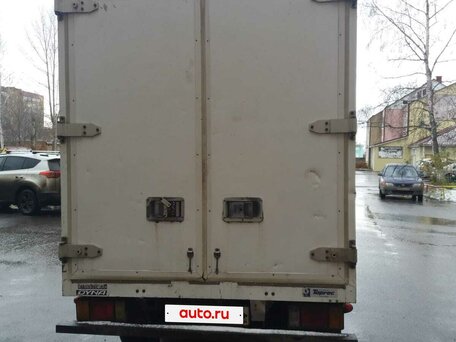 2002 Toyota Dyna, белый, 1500000 рублей, вид 3