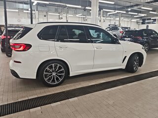 2020 BMW X5 25d IV (G05/G18), белый, 5100000 рублей, вид 4