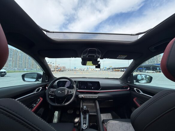 2024 Geely Coolray I Рестайлинг, белый, 2390000 рублей - вид 10