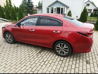 2020 Kia Rio IV Рестайлинг, красный, 1650000 рублей, вид 3