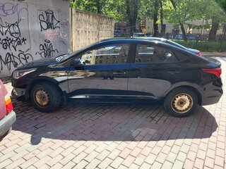 2019 Hyundai Solaris II, чёрный, 1300000 рублей, вид 2