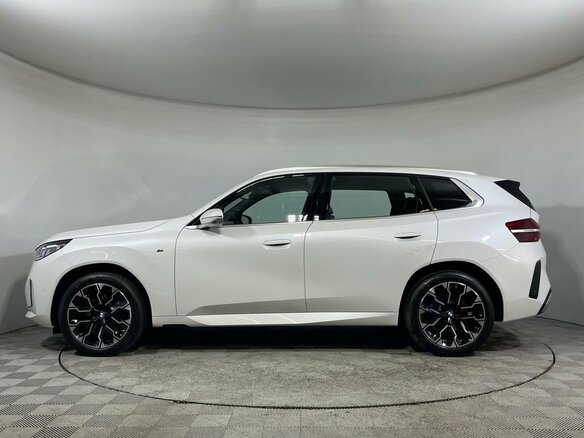 2025 BMW X3 20i xDrive IV (G45/G48), белый - вид 5