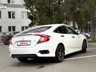 2021 Honda Civic X Рестайлинг, белый, 2100000 рублей, вид 5