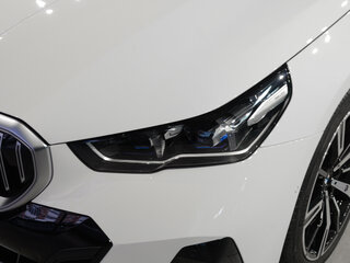 2026 BMW 5 серии Long 530Li xDrive VIII (G60/G61/G68), белый, 7400000 рублей, вид 2