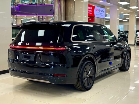 2025 Li Auto (Lixiang) L9 52.3 kWh I Рестайлинг, чёрный, 9100000 рублей, вид 4