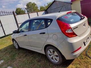 2014 Hyundai Solaris I, бежевый, 1150000 рублей, вид 3