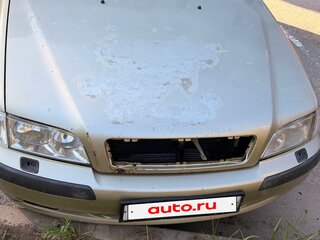 2002 Volvo S40 I Рестайлинг, золотистый, 180000 рублей, вид 1