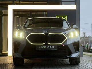 2026 BMW X2 xDrive25i II (U10), серый, 6650000 рублей, вид 3