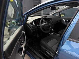 2014 Kia Ceed II, синий, 845000 рублей, вид 2