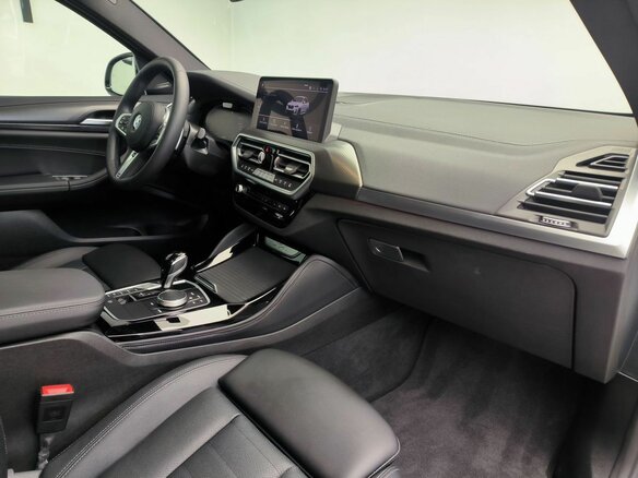 2025 BMW X4 20i II (G02) Рестайлинг, белый, 8350000 рублей - вид 12