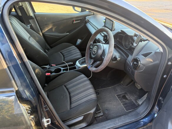 2021 Mazda 2 III (DJ) Рестайлинг, синий, 1000000 рублей - вид 10