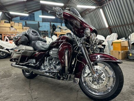 2014 Harley-Davidson Electra Glide, пурпурный, 1640000 рублей, вид 1