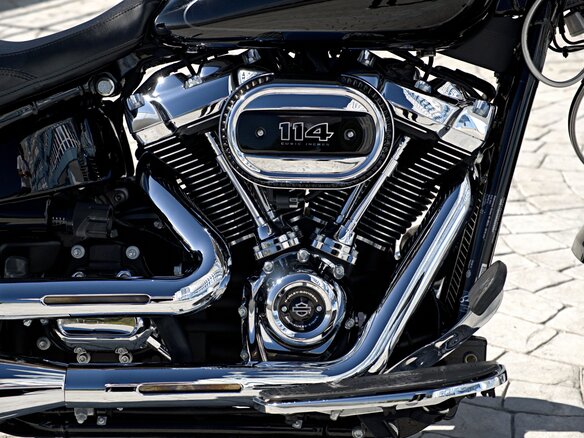 2024 Harley-Davidson Fat Boy, чёрный, 2350000 рублей - вид 10