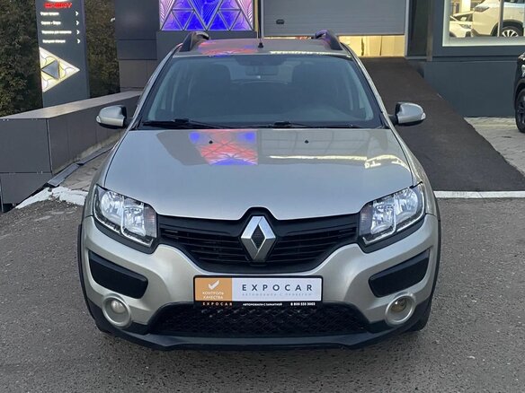 2018 Renault Sandero Stepway II, бежевый, 899000 рублей - вид 2