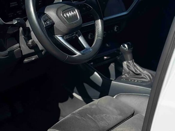 2022 Audi Q3 35 TFSI II (F3), белый, 1880000 рублей - вид 5