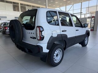 2026 Lada (ВАЗ) Niva Travel I Рестайлинг, белый, 1419000 рублей, вид 4