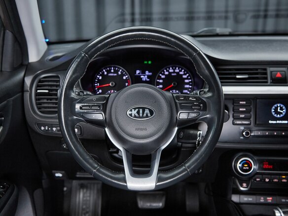 2020 Kia Rio X-Line IV, коричневый - вид 14