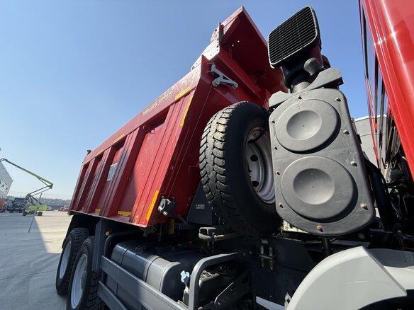 2018 Mercedes-Benz Actros, красный, 9980000 рублей - вид 23