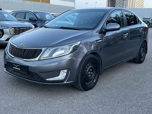 2012 Kia Rio 5-speed III, серый, 630000 рублей - вид 2