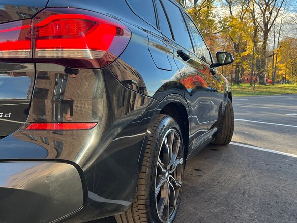 2022 BMW X1 16d sDrive II (F48) Рестайлинг, чёрный, 2550000 рублей - вид 12