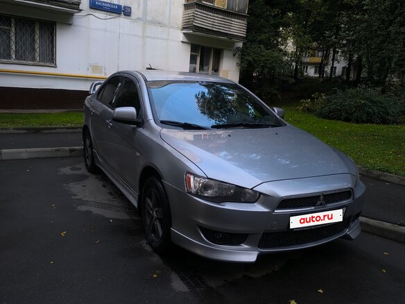 2007 Mitsubishi Lancer X, серебристый - вид 3