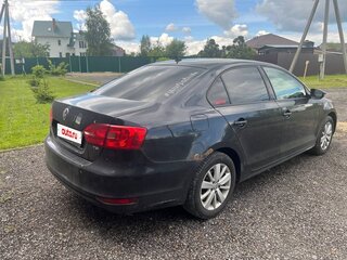 2013 Volkswagen Jetta VI, чёрный, 900000 рублей, вид 3