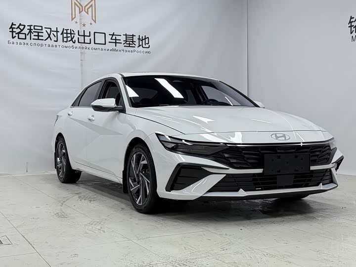 Открыть фотографии: Hyundai Elantra VII (CN7) Рестайлинг