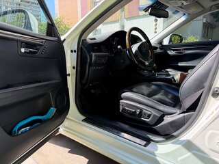 2012 Lexus ES 300h VI, белый, 2400000 рублей, вид 5