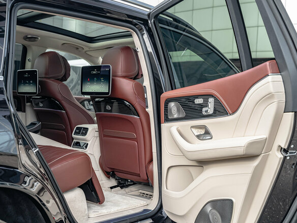 2025 Mercedes-Benz Maybach GLS 600 I Рестайлинг, чёрный, 33690000 рублей - вид 32