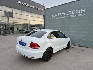 2018 Volkswagen Polo V Рестайлинг, белый, 710000 рублей, вид 2