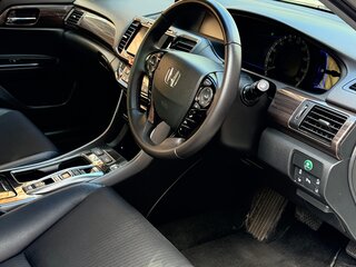 2019 Honda Accord IX Рестайлинг, белый, 2080000 рублей, вид 4