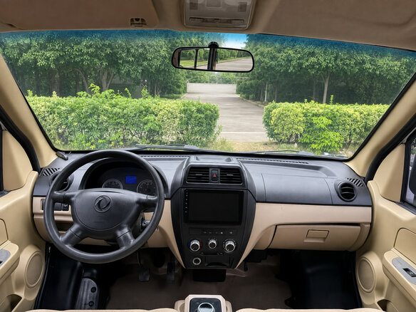 2022 Dongfeng EC36, серебристый - вид 11