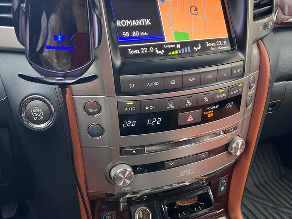 2014 Lexus LX 570 III Рестайлинг, чёрный - вид 10