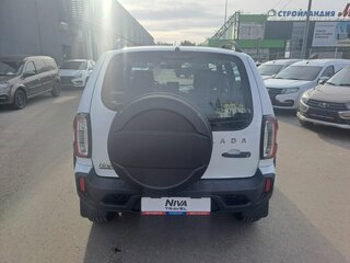 2026 Lada (ВАЗ) Niva Travel I Рестайлинг, белый, 1735900 рублей, вид 4