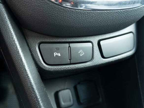 2012 Opel Mokka I, белый - вид 15