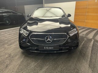 2024 Mercedes-Benz E-Класс 200 9G-Tronic VI (W214, S214), чёрный, 8949000 рублей, вид 3