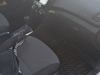 2012 Hyundai Solaris I, белый, 750000 рублей, вид 5