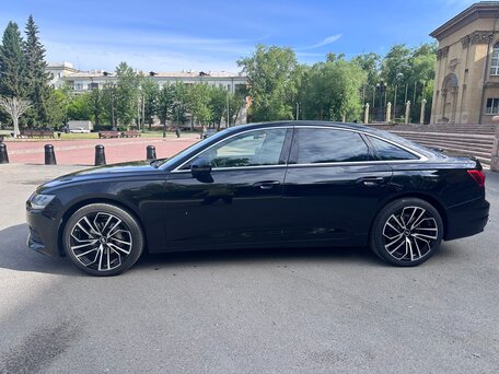 2021 Audi A6 40 TDI V (C8), чёрный, 2550000 рублей, вид 3